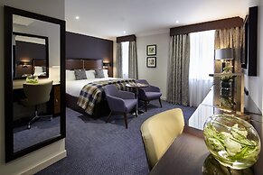 Sir Christopher Wren Hotel