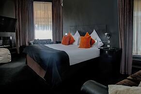 Carmelite Hotel