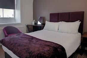 Carmelite Hotel