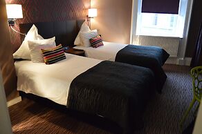 Carmelite Hotel
