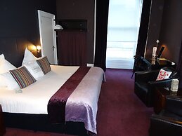 Carmelite Hotel