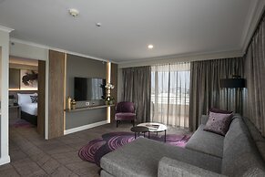 Rydges South Bank