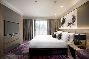 Rydges South Bank