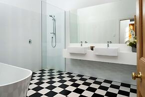 Rydges Hobart