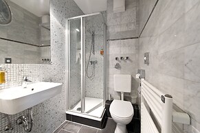 Alfa Hotel