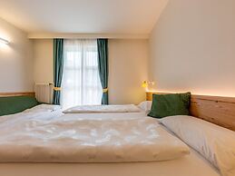 AlpHoliday Dolomiti Wellness