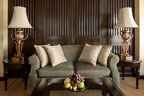 Sule Shangri-La, Yangon