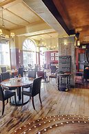 Classic Lodges - The White Swan