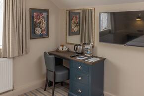Thatchers Hotel