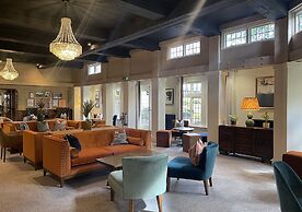 Thatchers Hotel