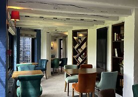 Thatchers Hotel