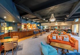 Thatchers Hotel