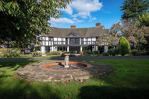 Thatchers Hotel