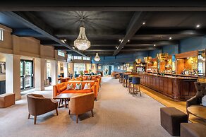 Thatchers Hotel