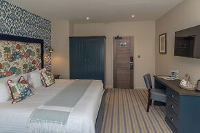 Thatchers Hotel