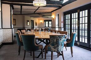 Thatchers Hotel
