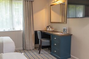 Thatchers Hotel