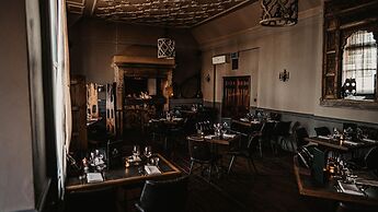 Elephant Hotel