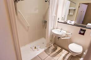 Everglades Hotel