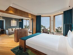 Novotel Mumbai Juhu Beach Hotel