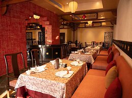 Novotel Mumbai Juhu Beach Hotel