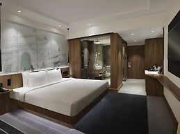Novotel Mumbai Juhu Beach Hotel