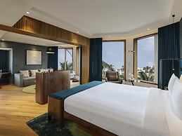 Novotel Mumbai Juhu Beach Hotel