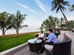 Novotel Mumbai Juhu Beach Hotel