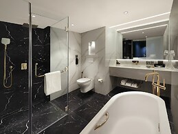 Novotel Mumbai Juhu Beach Hotel
