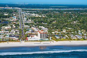 Dune House Hotel and Spa
