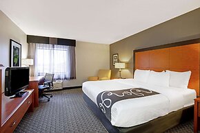 La Quinta Inn & Suites by Wyndham Harrisburg Airport Hershey