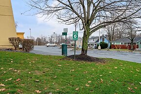 La Quinta Inn & Suites by Wyndham Harrisburg Airport Hershey