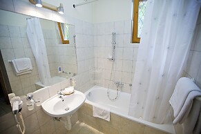 Gold Hotel Budapest