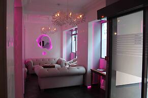 Hotel Lumières Montmartre Paris