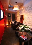 Hotel Lumières Montmartre Paris