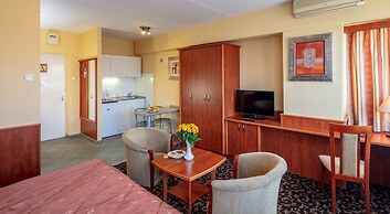 Hotel Charles
