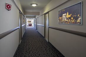 Hotel Charles
