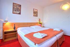 Hotel Globus
