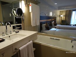 Century Park Hotel