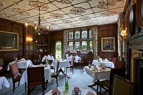 Ockenden Manor Hotel & Spa