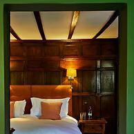 Ockenden Manor Hotel & Spa
