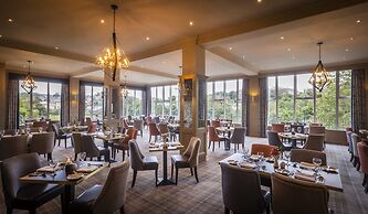 Falls Hotel & Spa