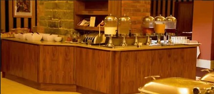 Falls Hotel & Spa