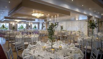Falls Hotel & Spa