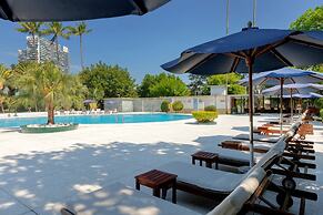 Inya Lake Hotel