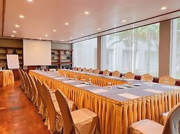 Inya Lake Hotel