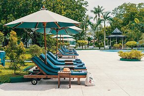 Inya Lake Hotel
