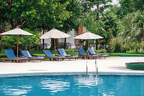 Inya Lake Hotel