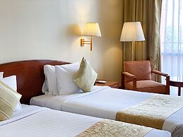 Inya Lake Hotel