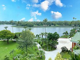 Inya Lake Hotel